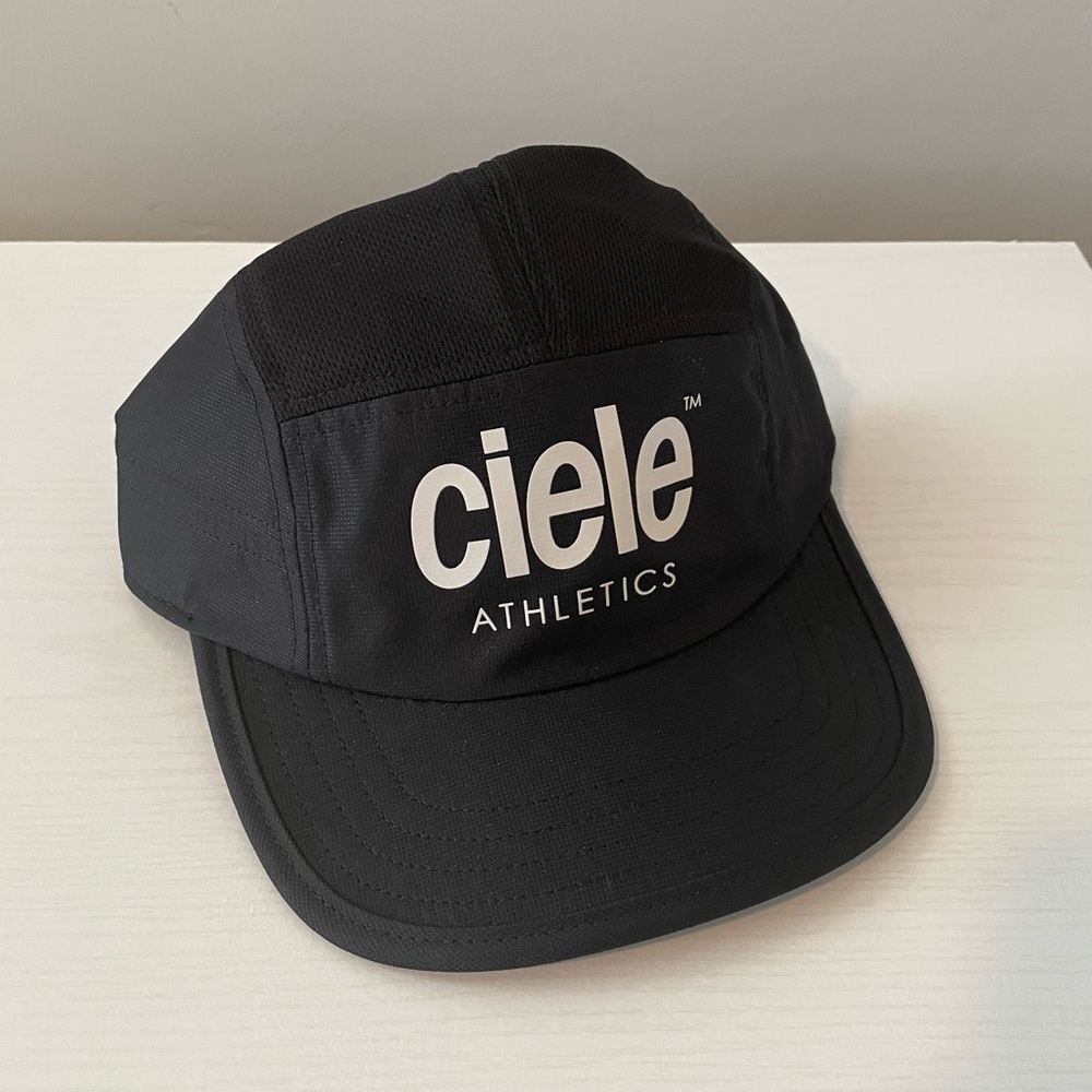 Ciele GOcap - Athletics - Whitaker (Running Cap) NWOT